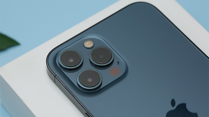 iPhone 12 Pro Max 512GB sở hữu chipset A14 Bionic